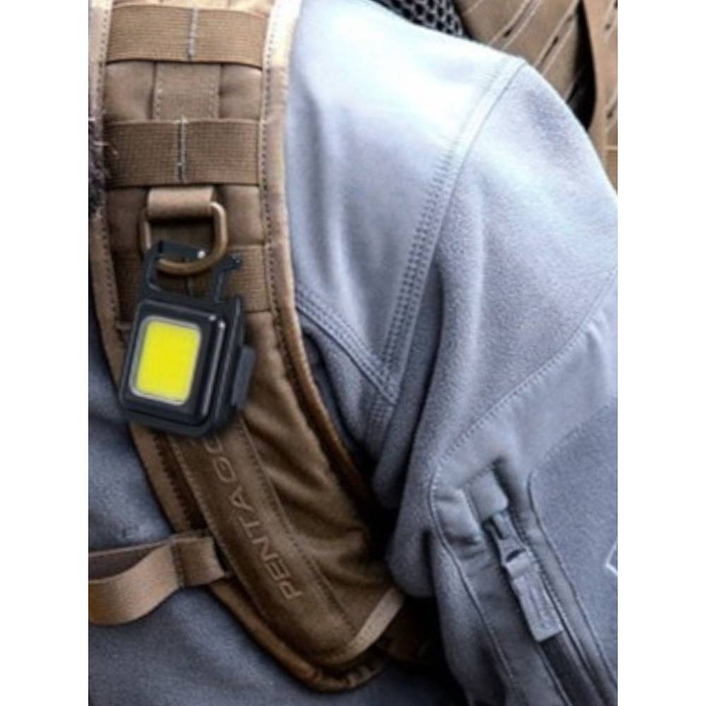 Lanterna de buzunar tip breloc, 30 leduri, incarcare USB, Camping ,Flippy Lanterna de buzunar tip breloc, 30 leduri, incarcare USB, Camping ,Flippy