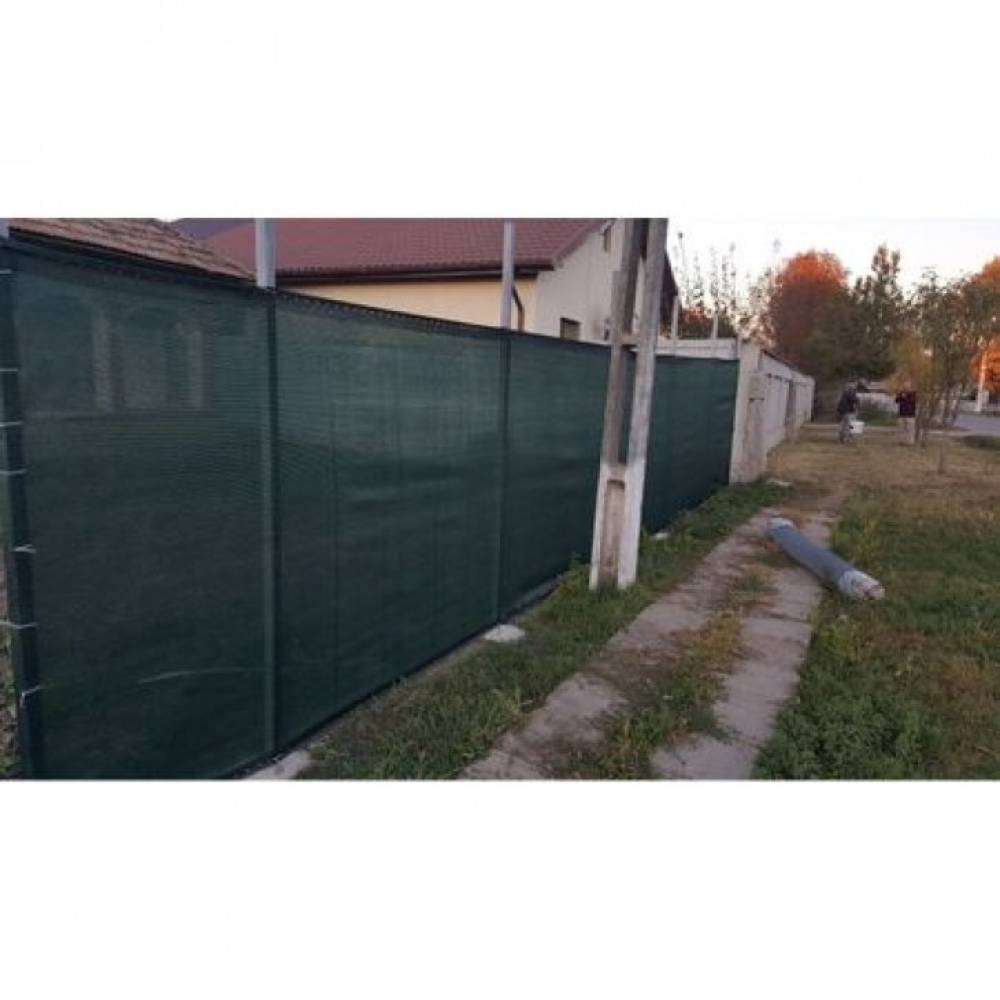 Plasa umbrire 95% gauri de prindere, 2m latime x 80m L Plasa umbrire 95% gauri de prindere, 2m latime x 80m L