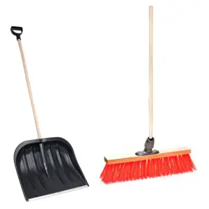 Lopata zapada cu coada de lemn si maner negru + matura stradala 40cm